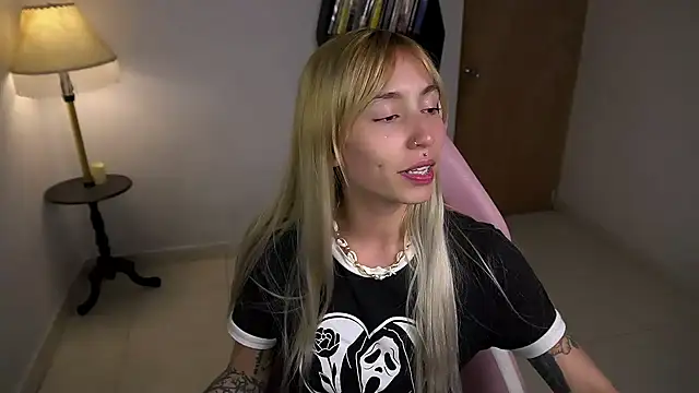 Saucy Jenn online show from March 2026 03:12:01 AM