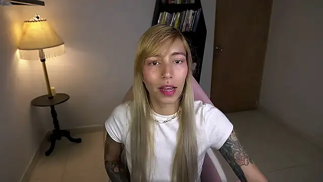 Saucy Jenn online show from March 2026 11:23:02 PM