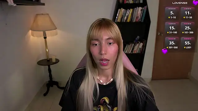 Saucy Jenn online show from February 2026 03:13:02 AM