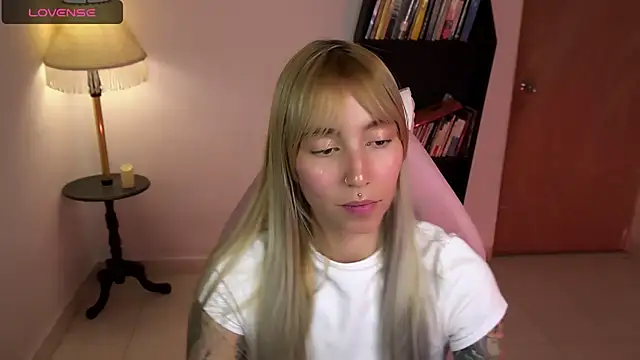 Saucy Jenn online show from February 2026 02:36:02 AM