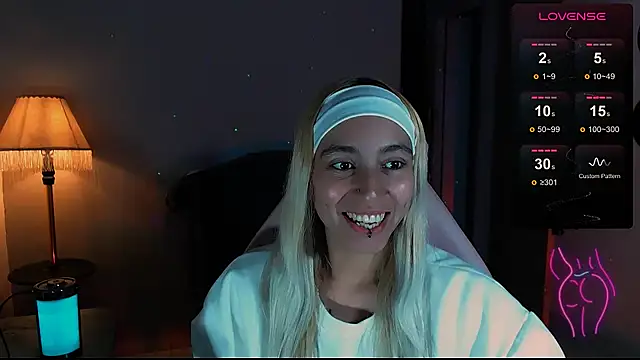 Snapshot of Saucy_Jenn chatting on December 2024 12:07:02 AM Saucy Jenn online show from December 2024 12:07:02 AM