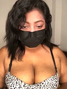  Cute ariana  online show from November 2025 07:39:01 PM