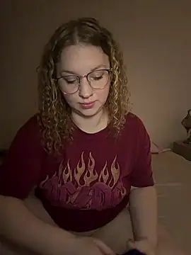 EmmieRae online show from February 2026 04:22:02 AM