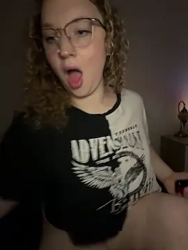 EmmieRae online show from March 2026 07:22:02 AM