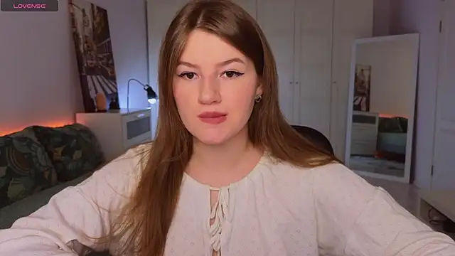 Snapshot of alwaysfrida chatting on December 2025 12:37:01 PM alwaysfrida online show from December 2025 12:37:01 PM