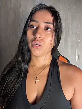 Valentinne z online show from March 2026 06:31:01 PM