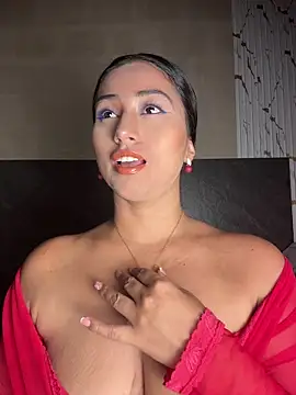 Valentinne z online show from May 2026 04:16:01 AM