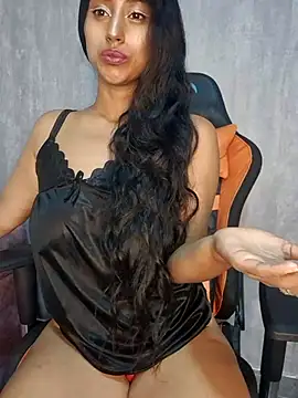 Valentinne z online show from February 2025 09:13:02 AM