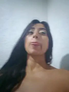 Valentinne z online show from October 2025 03:51:02 AM