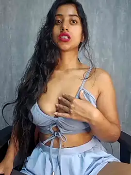 Valentinne z online show from February 2025 09:10:01 AM