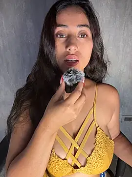 Valentinne z online show from November 2025 03:50:02 AM