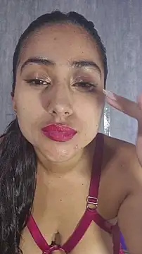 Valentinne z online show from November 2025 10:35:02 PM