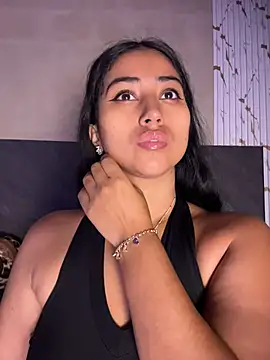 Valentinne z online show from April 2026 08:21:01 AM