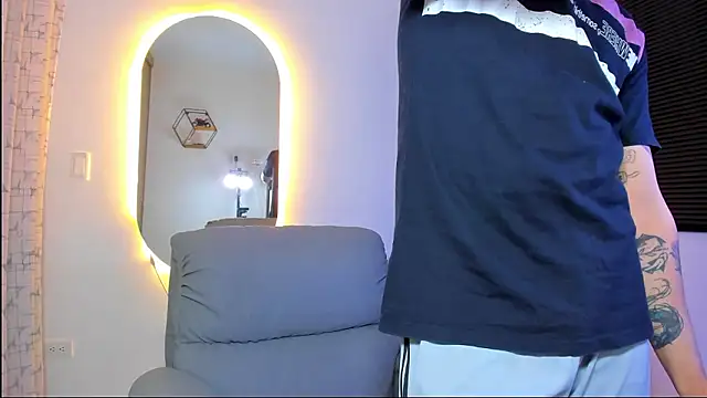 alejandro calderon1 online show from January 2026 03:32:02 AM