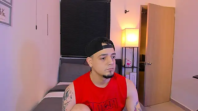 alejandro calderon1 online show from April 2026 03:54:02 AM