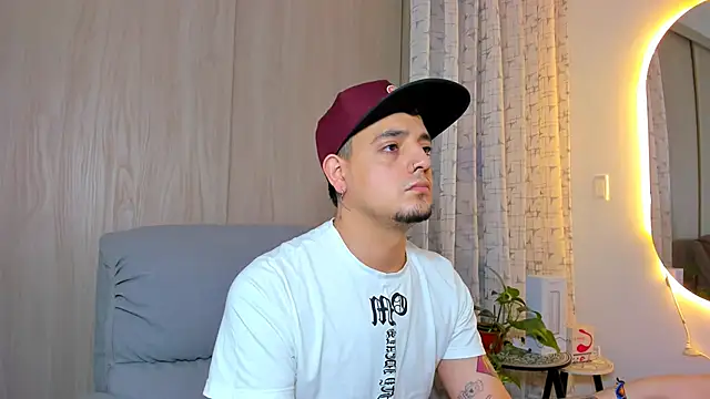 alejandro calderon1 online show from September 2025 03:28:01 AM