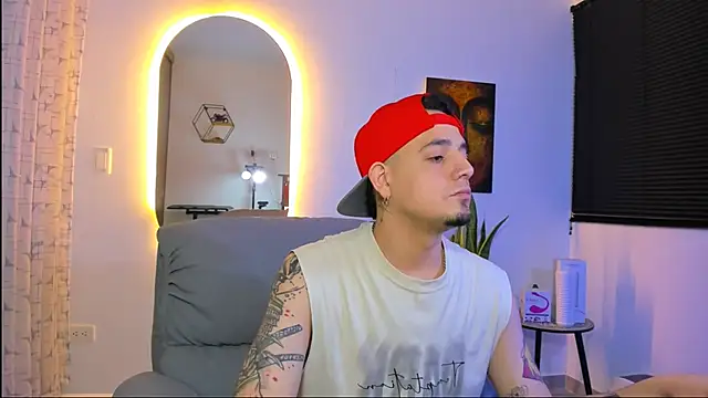 alejandro calderon1 online show from March 2026 05:04:01 AM