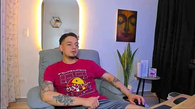 alejandro calderon1 online show from December 2025 05:29:02 AM