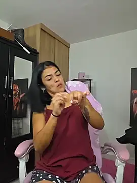 Hannah-grace online show from March 2026 10:19:01 AM