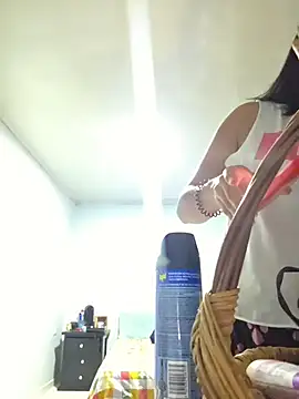 Hannah-grace online show from November 2025 09:25:01 AM