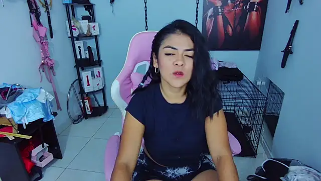 Hannah-grace online show from October 2025 01:34:02 PM