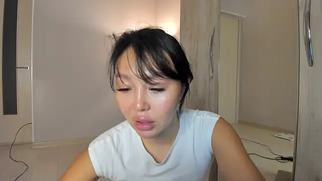 keiko hot online show from April 2026 02:35:02 AM