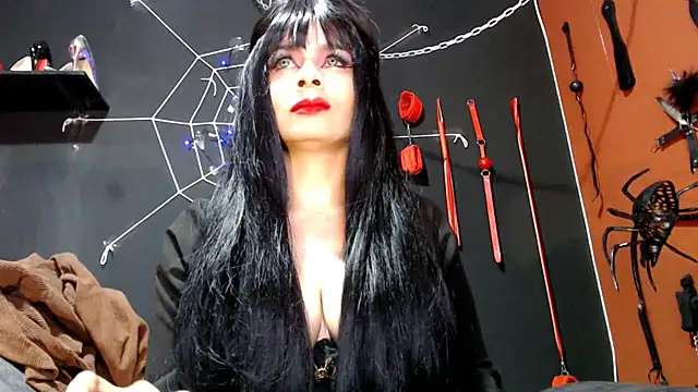 amy-mistress online show from October 2025 10:16:01 PM