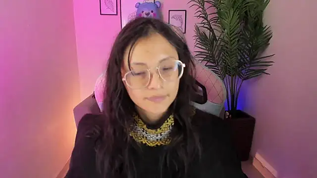 Kyomi chang online show from March 2025 12:56:02 PM