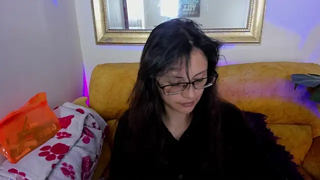 Kyomi chang online show from May 2026 12:35:01 PM