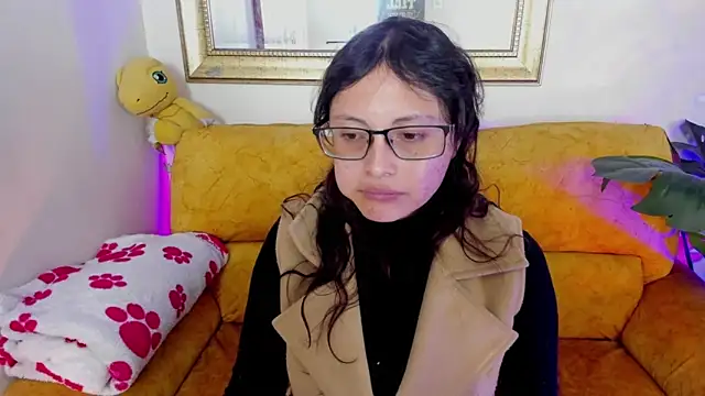 Kyomi chang online show from May 2026 01:03:01 PM