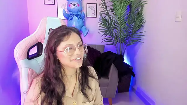Kyomi chang online show from March 2025 12:39:02 PM