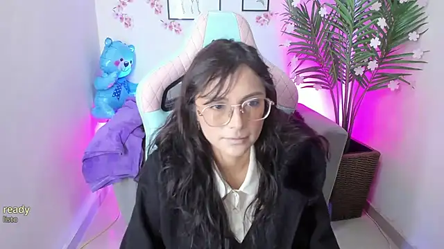 Kyomi chang online show from March 2025 12:54:01 PM