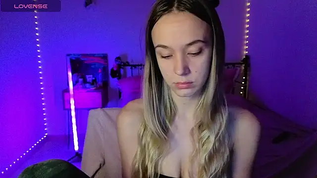 SexyCocobutt online show from November 2025 08:19:02 AM