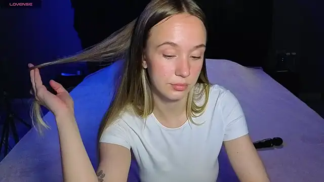 SexyCocobutt online show from April 2026 01:36:01 PM