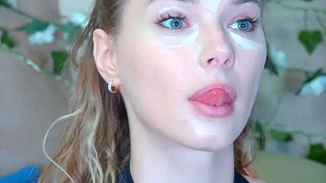 GentleRossi online show from May 2026 02:04:01 PM