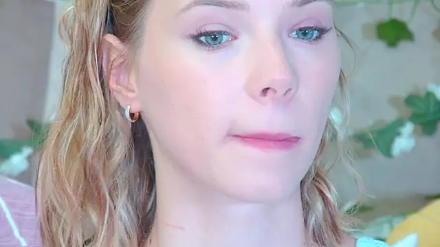 GentleRossi online show from April 2026 03:14:01 PM