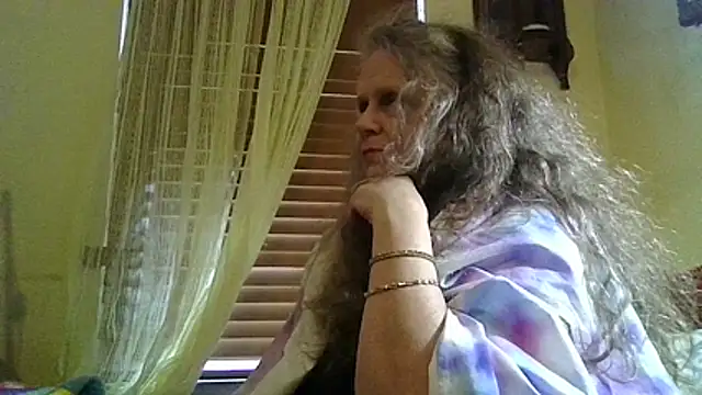 Snapshot of DestineeLoverGirl chatting on June 2026 02:00:01 PM DestineeLoverGirl online show from June 2026 02:00:01 PM