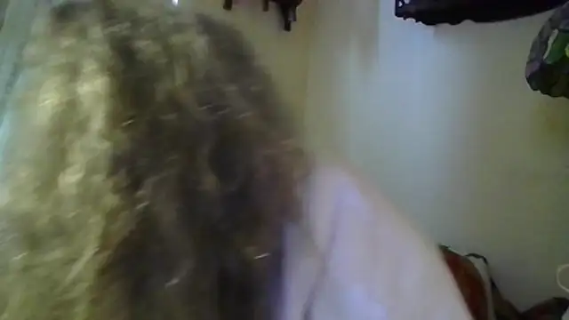 Snapshot of DestineeLoverGirl chatting on April 2026 01:40:01 PM DestineeLoverGirl online show from April 2026 01:40:01 PM