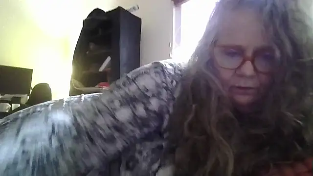 Snapshot of DestineeLoverGirl chatting on March 2026 12:14:01 PM DestineeLoverGirl online show from March 2026 12:14:01 PM
