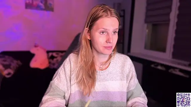 Chanel Gill online show from November 2025 07:18:01 PM