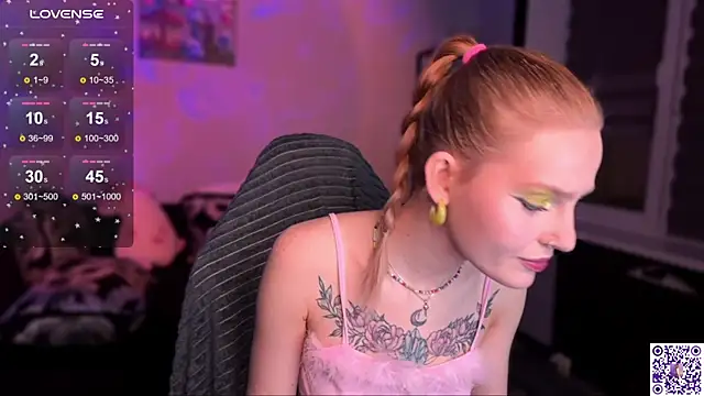 Chanel Gill online show from November 2025 07:46:01 PM