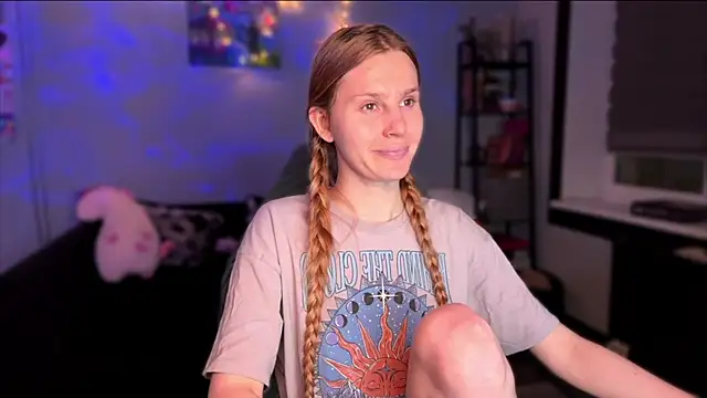 Chanel Gill online show from December 2025 06:35:01 PM