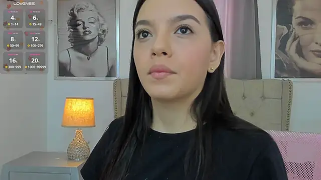 Snapshot of Beautyari_ chatting on October 2025 12:17:01 PM Beautyari online show from October 2025 12:17:01 PM