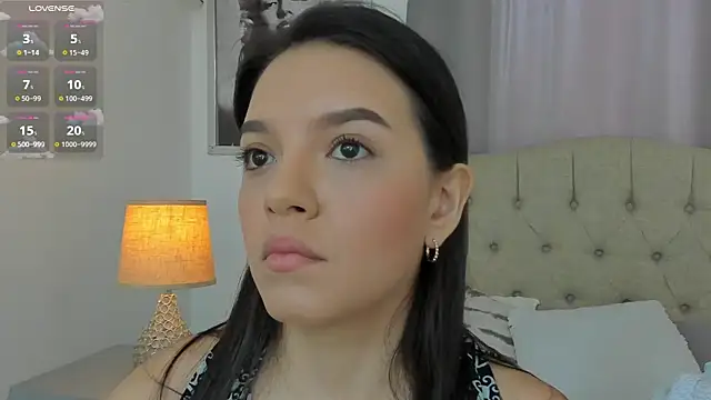 Snapshot of Beautyari_ chatting on March 2025 12:24:02 PM Beautyari online show from March 2025 12:24:02 PM