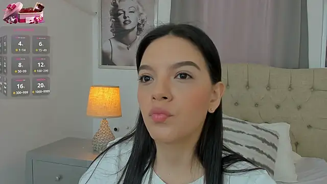 Snapshot of Beautyari_ chatting on February 2025 12:17:02 PM Beautyari online show from February 2025 12:17:02 PM