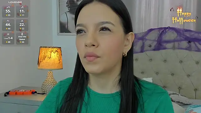 Snapshot of Beautyari_ chatting on October 2025 12:37:02 PM Beautyari online show from October 2025 12:37:02 PM