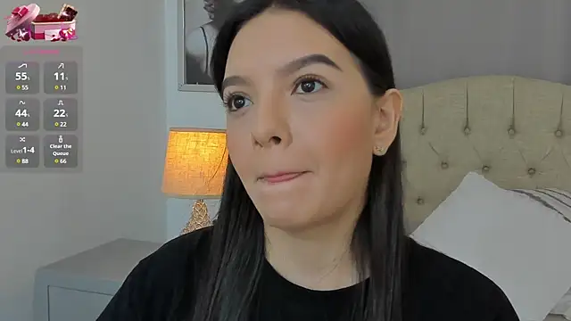 Snapshot of Beautyari_ chatting on February 2025 12:18:02 PM Beautyari online show from February 2025 12:18:02 PM
