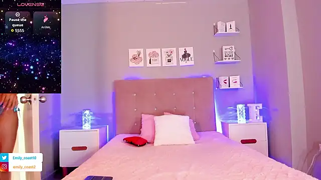 EmilyCoast-1 online show from March 2026 07:07:02 PM