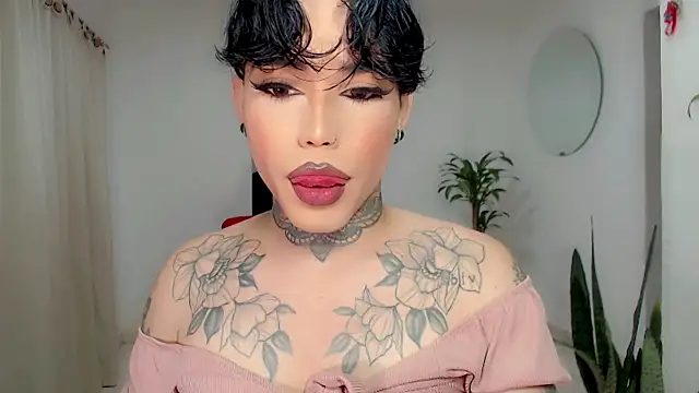 Snapshot of little_star_porn chatting on January 2026 09:29:01 PM little star porn online show from January 2026 09:29:01 PM