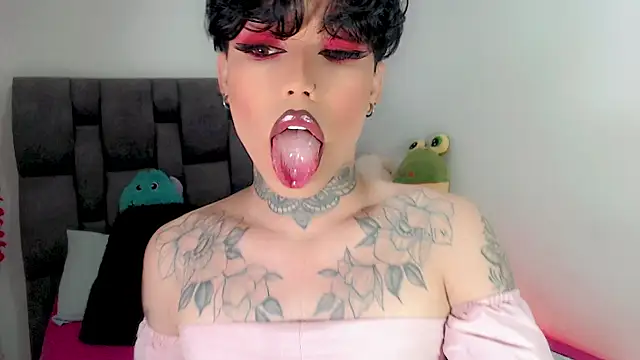 Snapshot of little_star_porn chatting on February 2026 04:10:01 AM little star porn online show from February 2026 04:10:01 AM